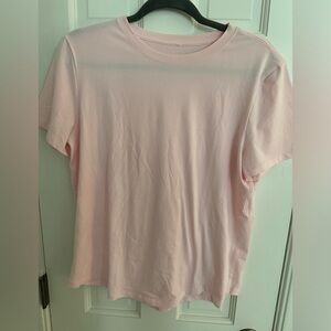 Lululemon pink shirt